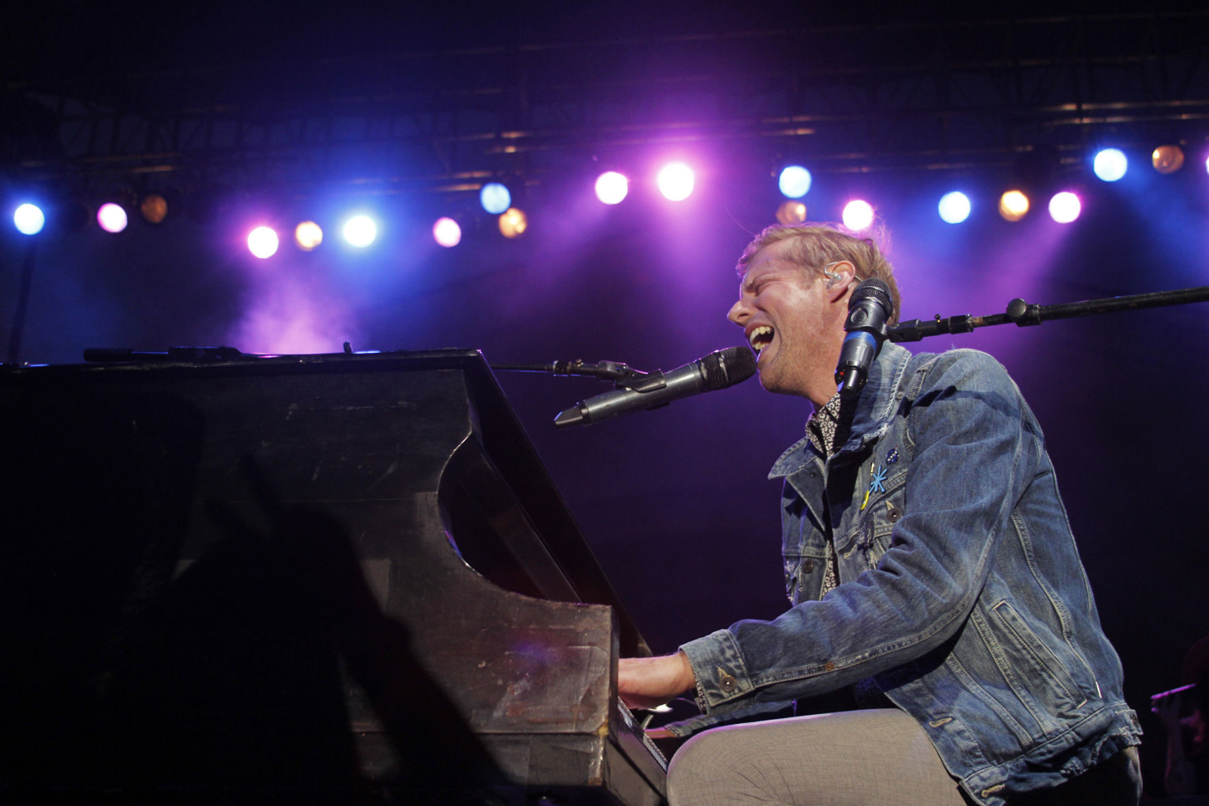 Andrew McMahon in the Wilderness